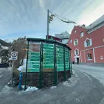 Modern With Alpine Charm In Apartament Bad Gastein