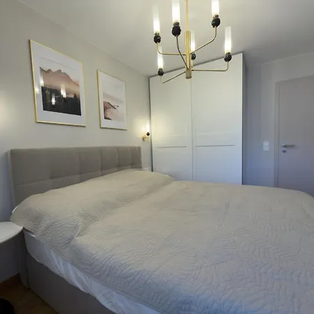 Modern With Alpine Charm In Apartman *