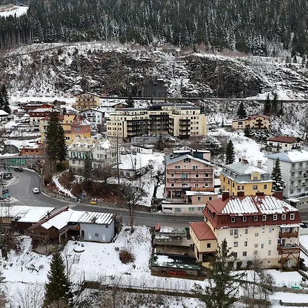Apartment Modern With Alpine Charm In *