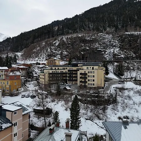 Modern With Alpine Charm In Apartment Bad Gastein